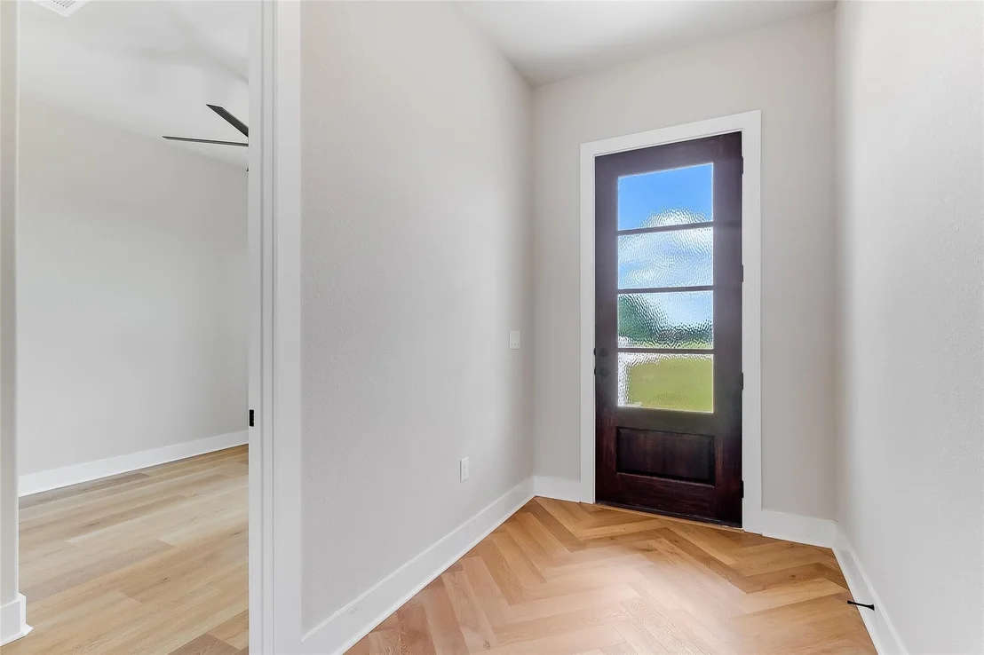 Photo of 130 Draper LN