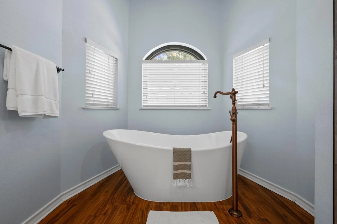 Photo of 10101 Jupiter Hills DR