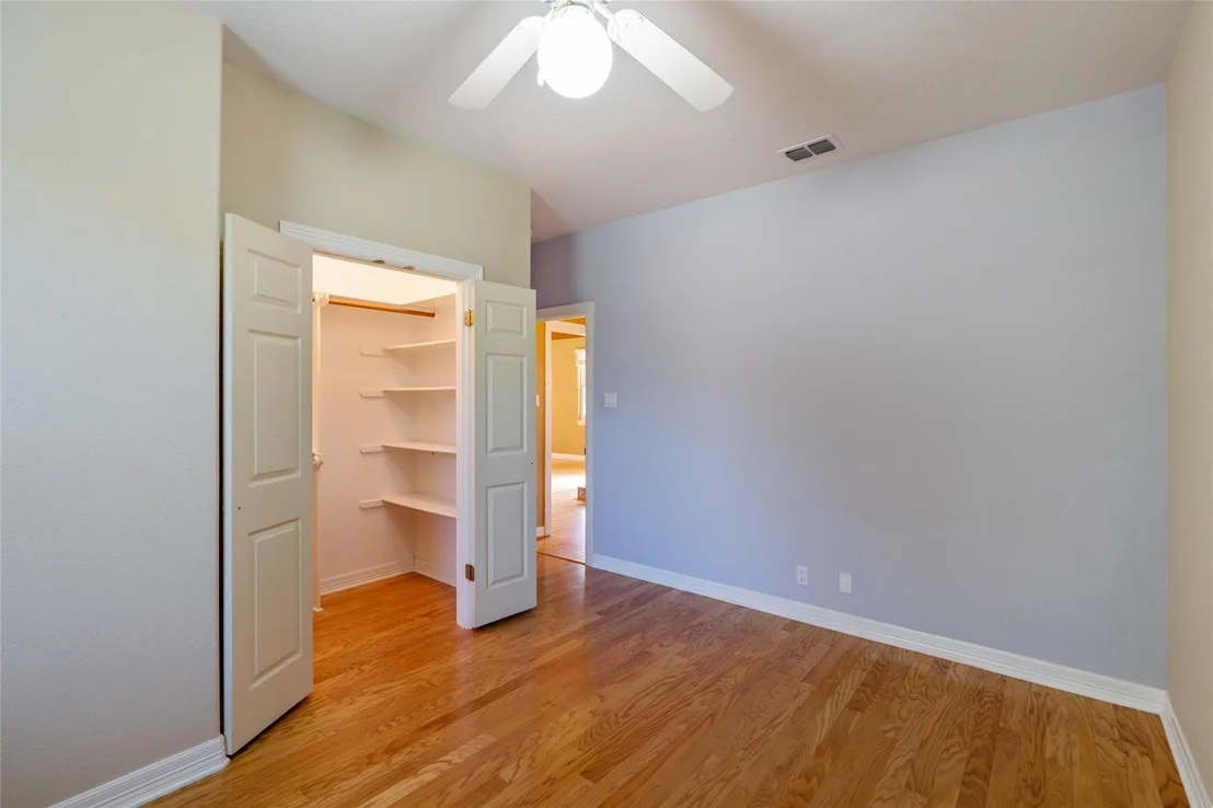 Photo of 221 Chaparral RD
