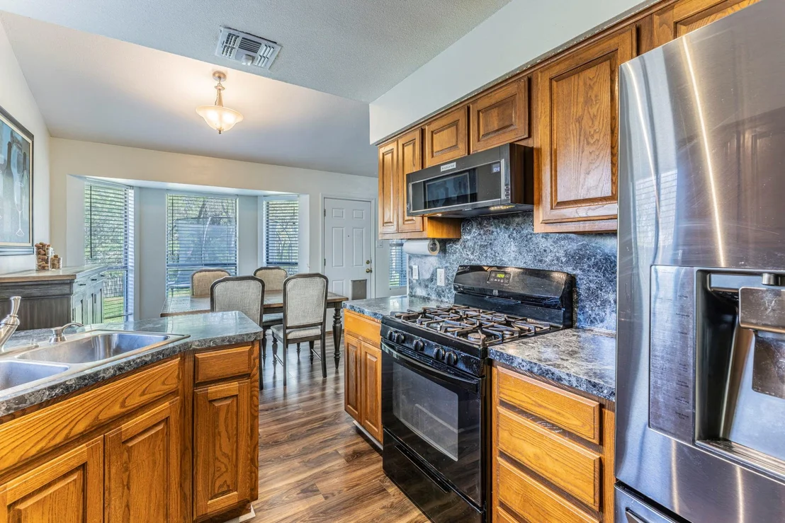 Photo of 2402 Susan LN