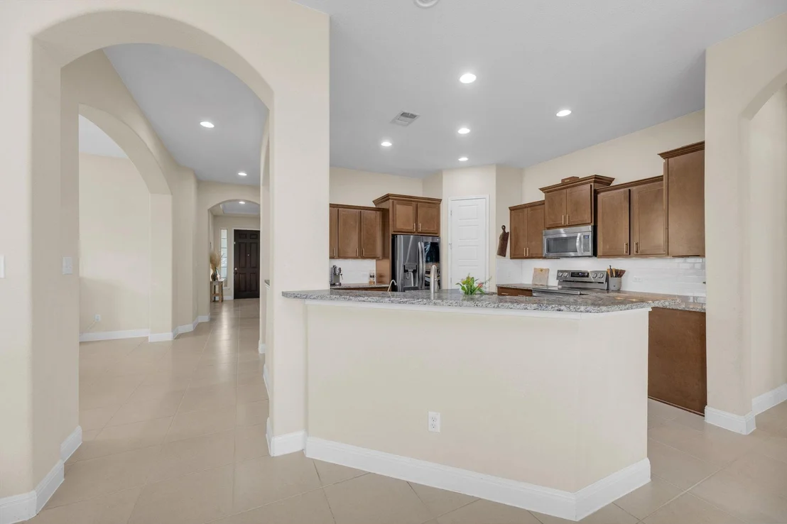 Photo of 712 Carillion DR
