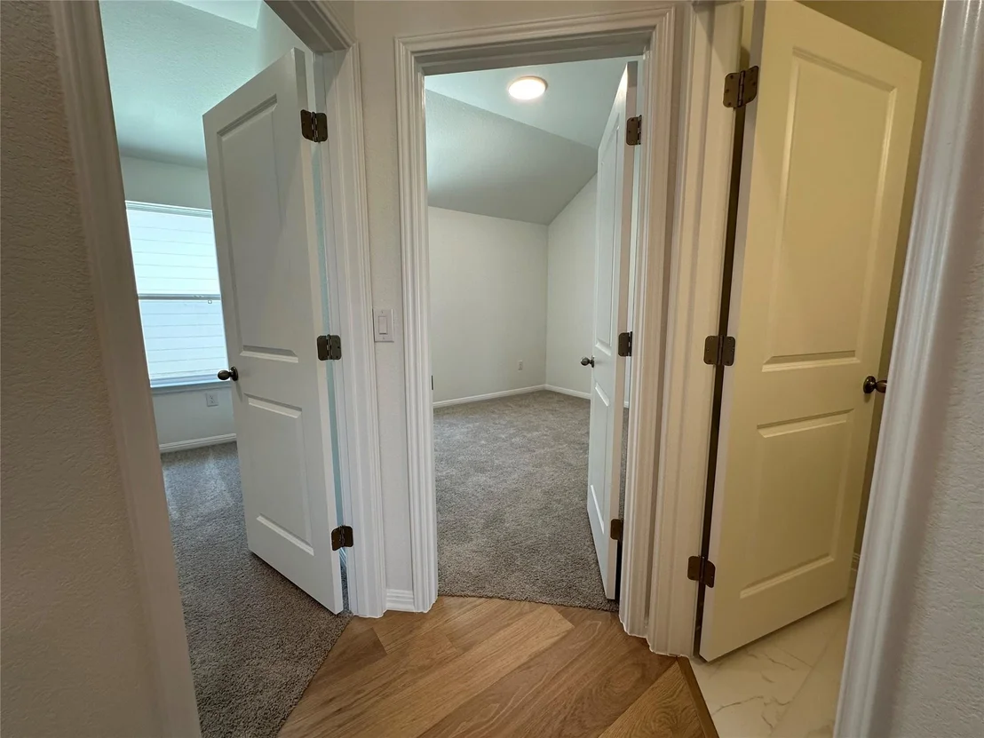 Photo of 471 Young ST
