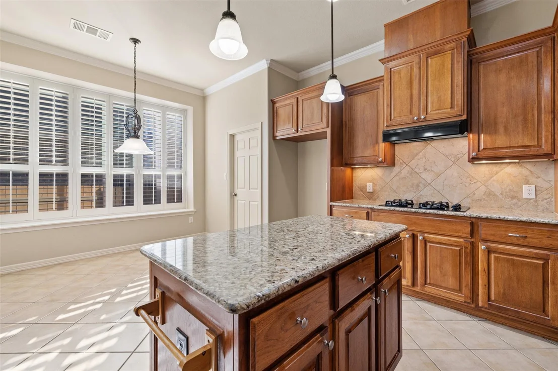 Photo of 1111 Hillridge DR