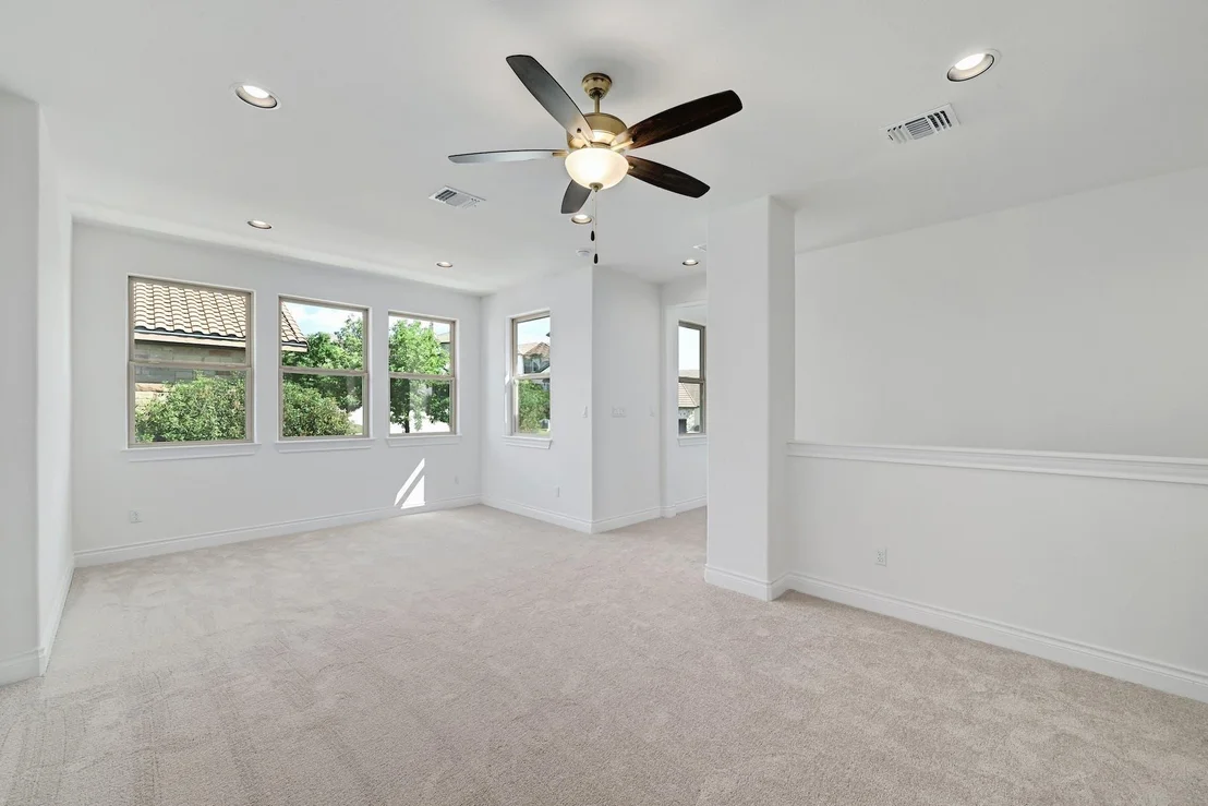 Photo of 905 CRESTONE STREAM DR
