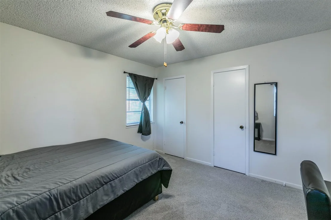Photo of 605 Manning DR