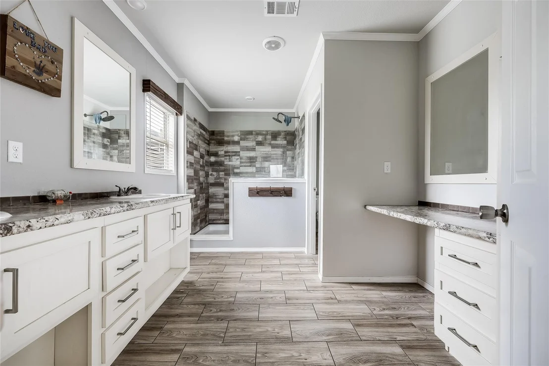 Photo of 1284 County Road 250
