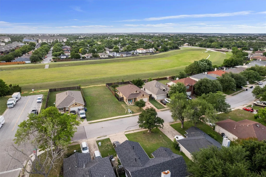 Photo of 1307 Tamarac TRL