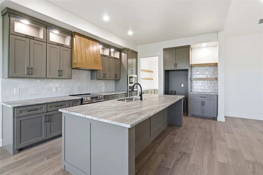 Photo of 11109 Golden Eagle Ave
