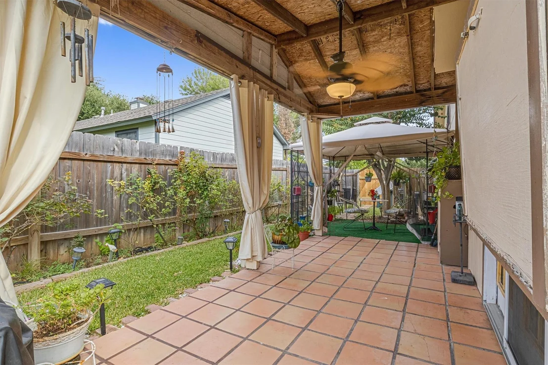 Photo of 1701 Laurel PATH