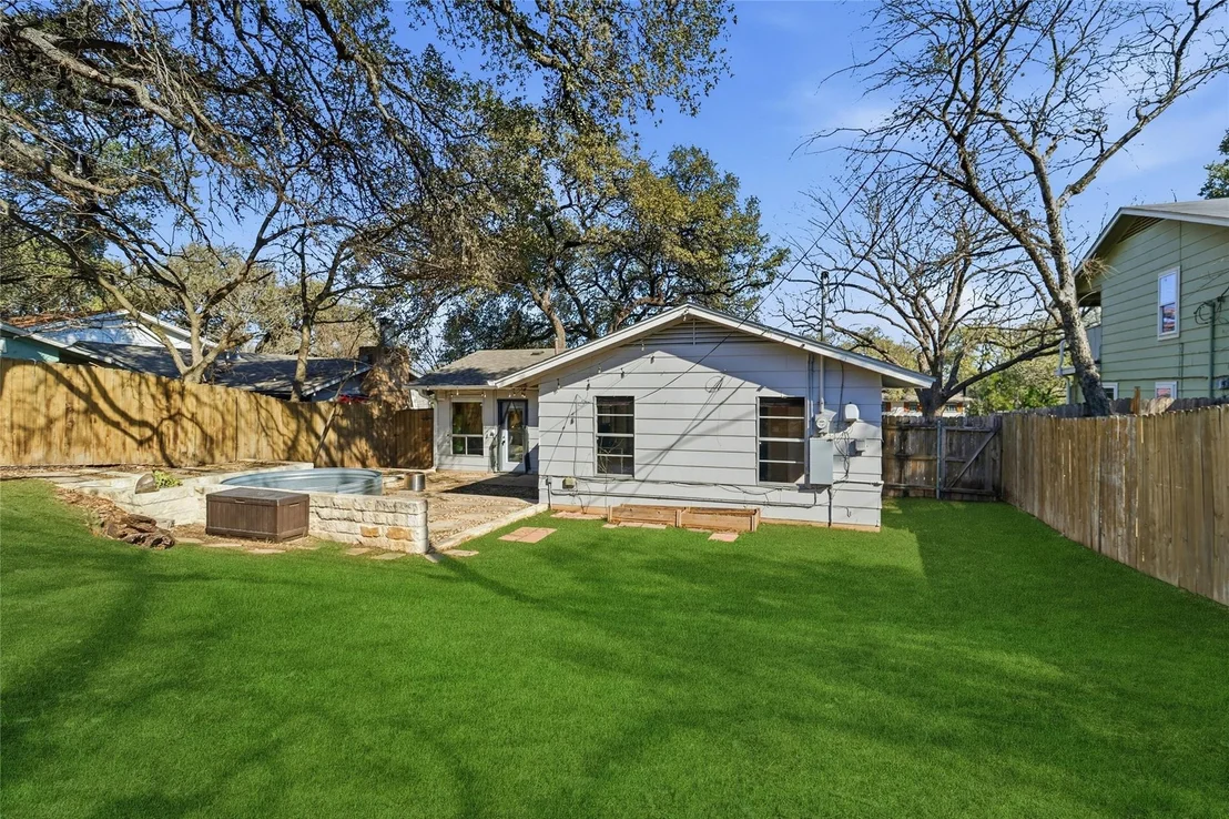 Photo of 505 Lightsey RD