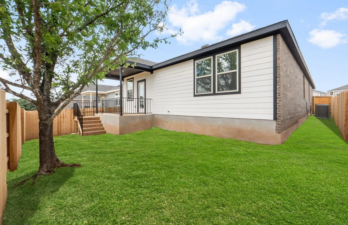 Photo of 112 Blackfoot Daisy PATH