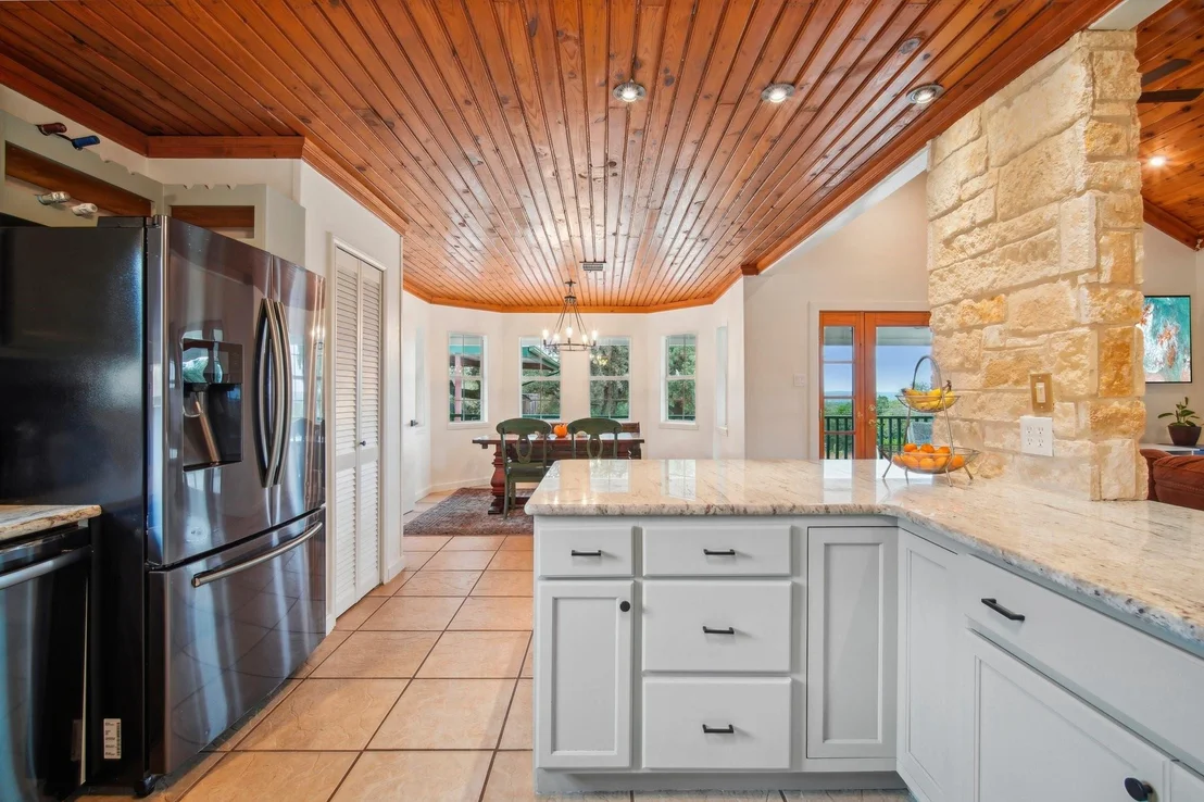 Photo of 1815 Spring Valley DR