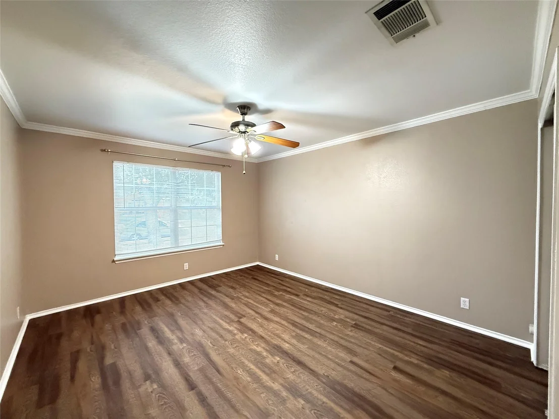 Photo of 3902 Louise Lee DR