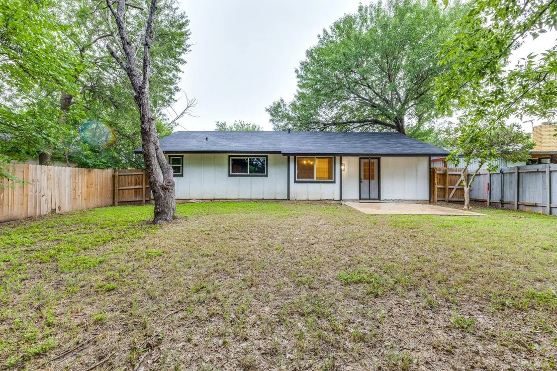 Photo of 5617 Tallow Tree DR