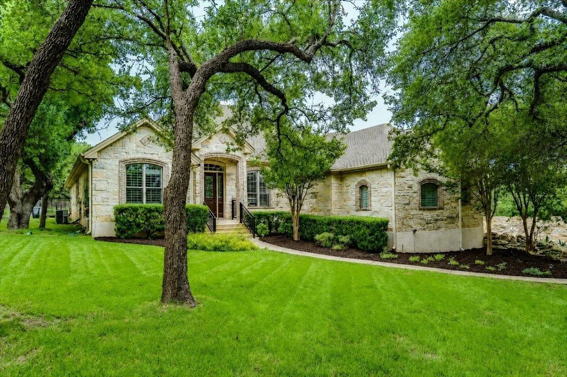 Photo of 103 Silverstone DR