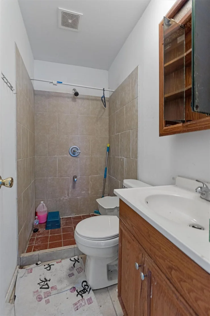 Photo of 1101 Red Bud DR