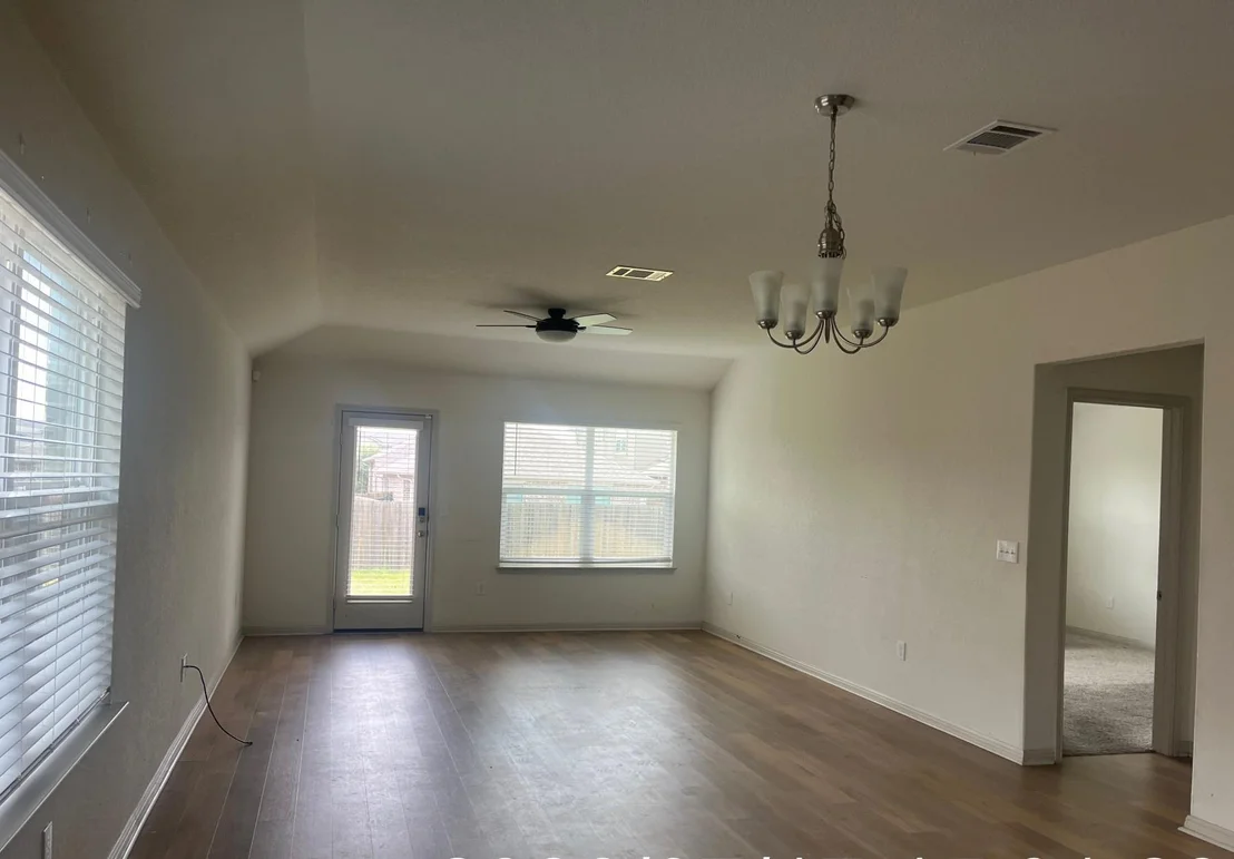 Photo of 216 Frederick DR