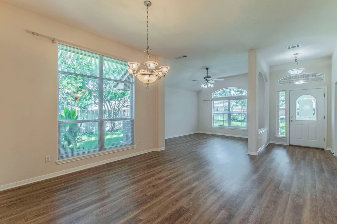 Photo of 104 Jesse James DR