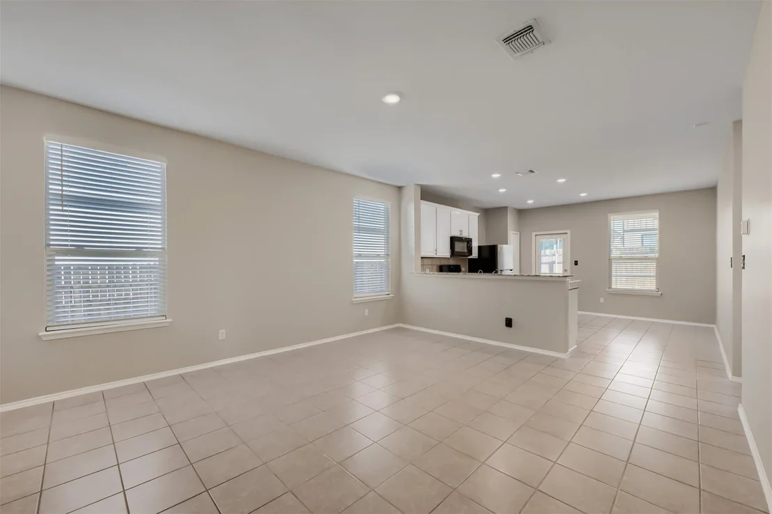 Photo of 324 Harper LN