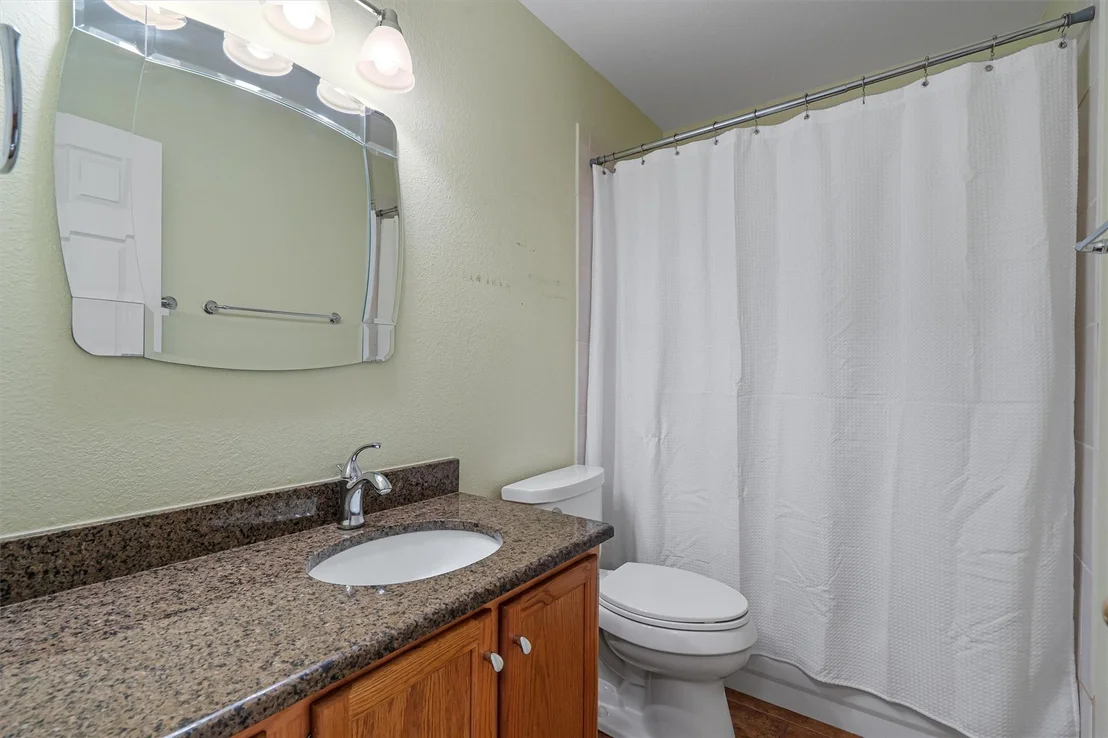 Photo of 1007 Leah LN