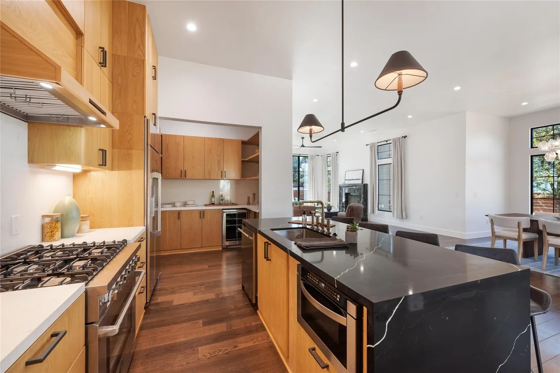 Photo of 1701 Saracen RD