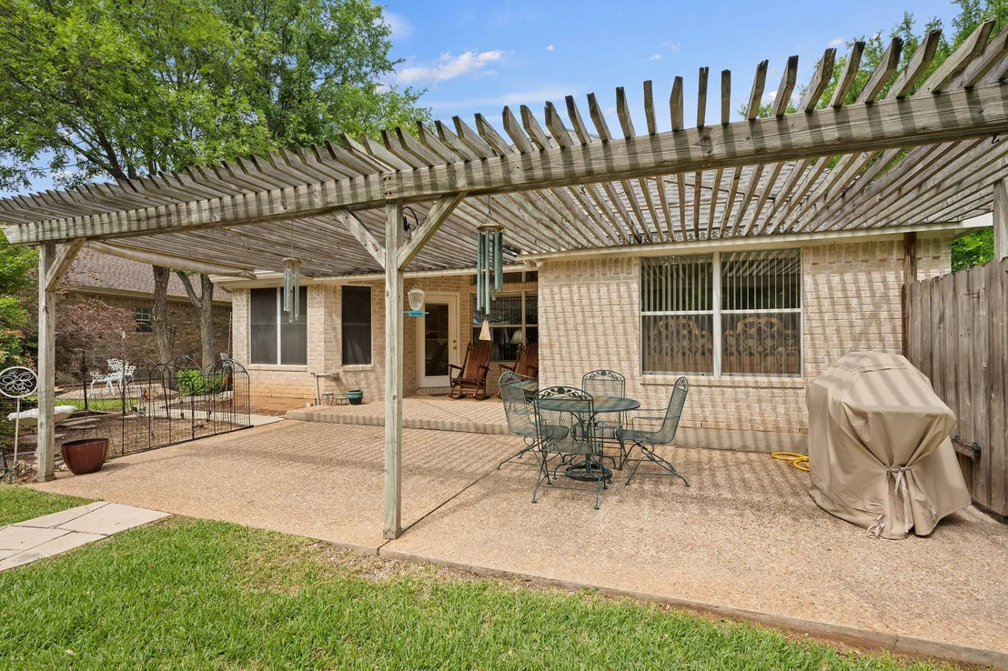 Photo of 107 Stacey LN