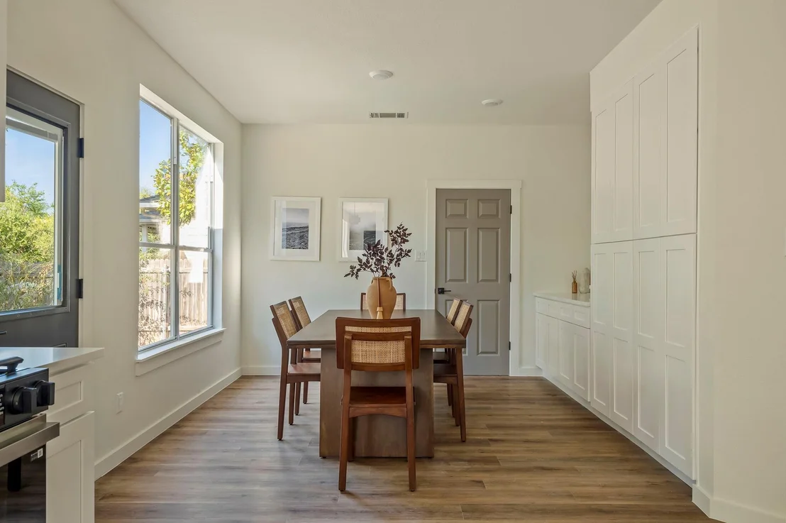 Photo of 323 Ranier LN