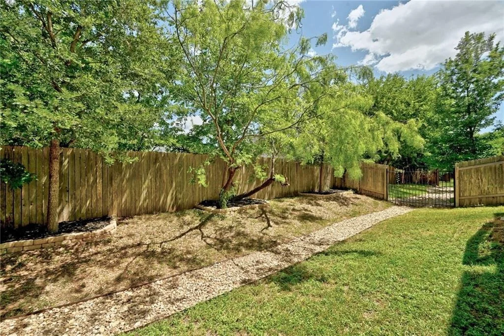 Photo of 9009 Jodie LN