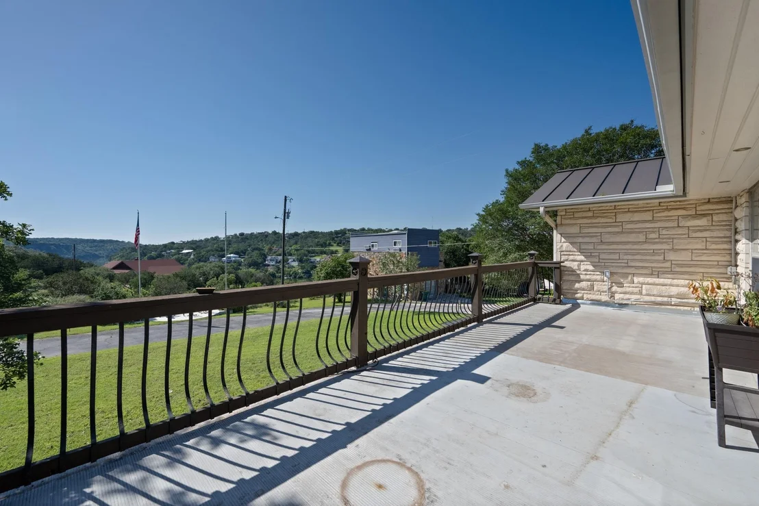 Photo of 401 Crestview DR