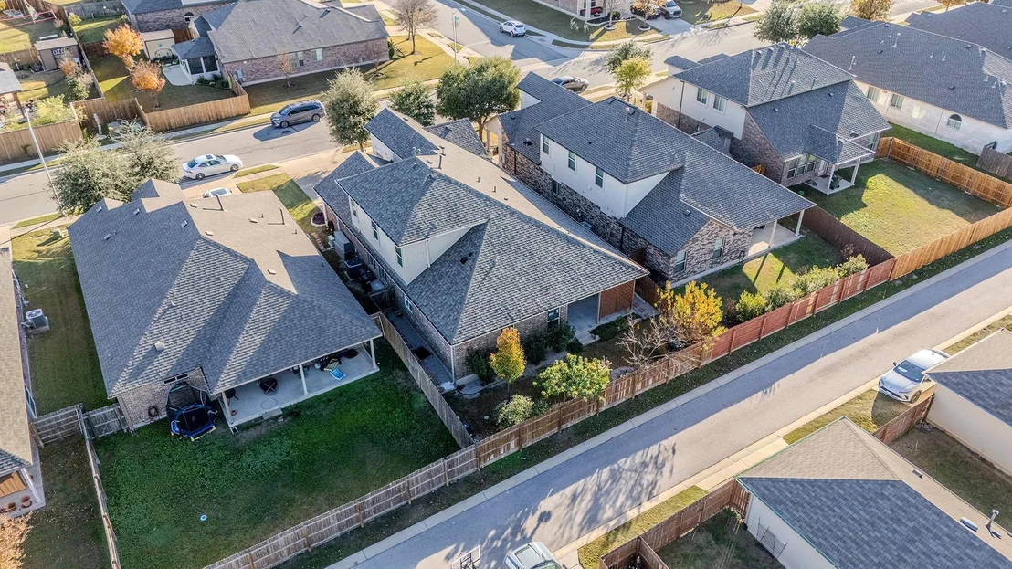 Photo of 413 Longhorn Cavern RD