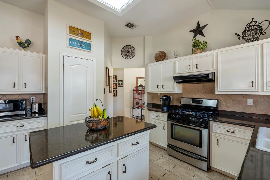 Photo of 1211 Sugarberry DR