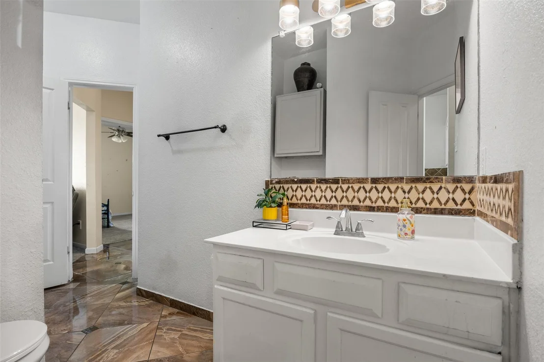 Photo of 801 Brown DR