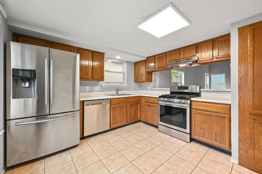 Photo of 4009 Alexandria DR