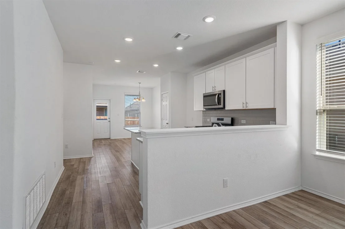 Photo of 337 Harper LN