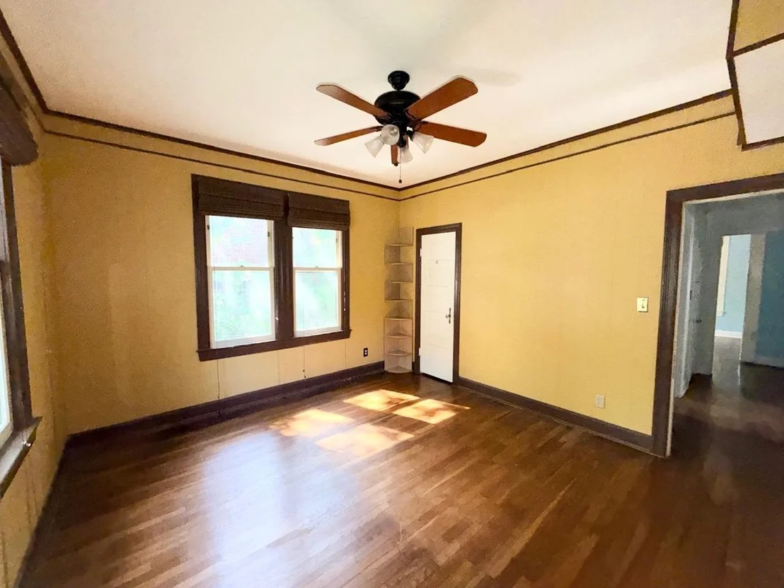 Photo of 605 Texas Ave