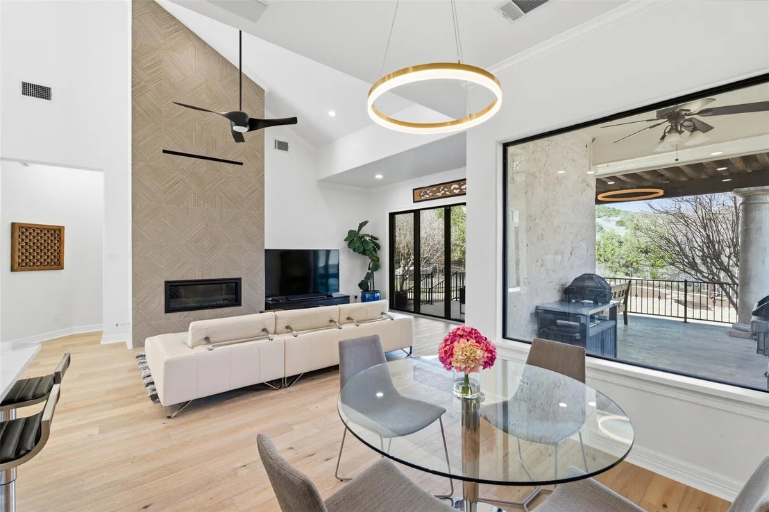 Photo of 3979 River Place BLVD