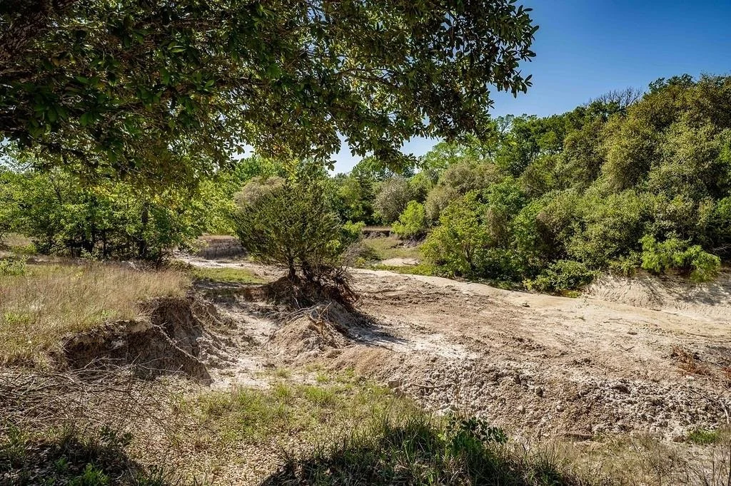 Photo of 1703 Post Oak RD