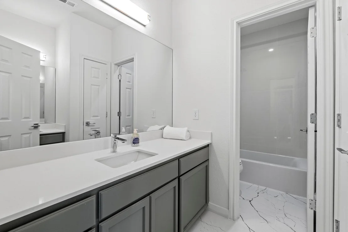 Photo of 150 Huntclub DR