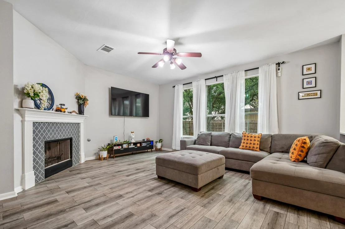 Photo of 1205 Yountville DR