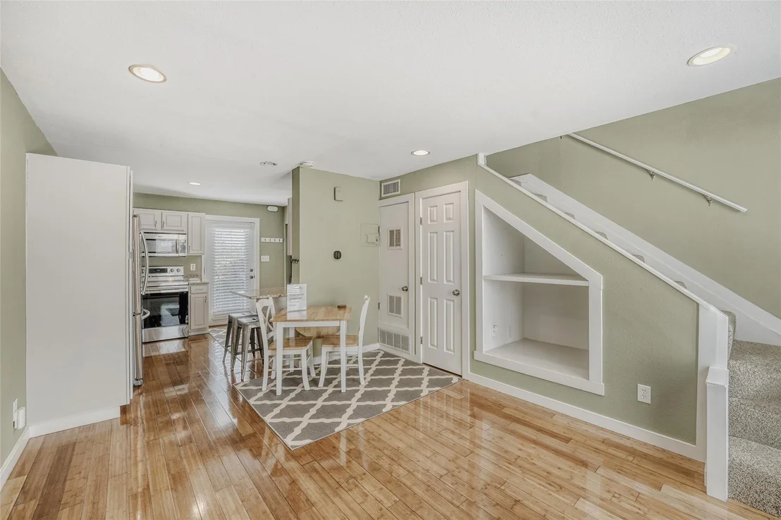 Photo of Unit 3 at 2000 Lightsey RD