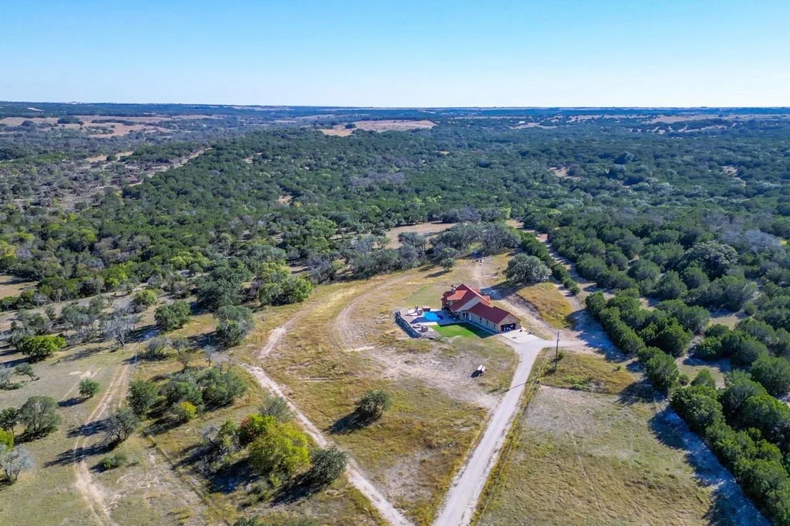 Photo of 8256 S Us Highway 183