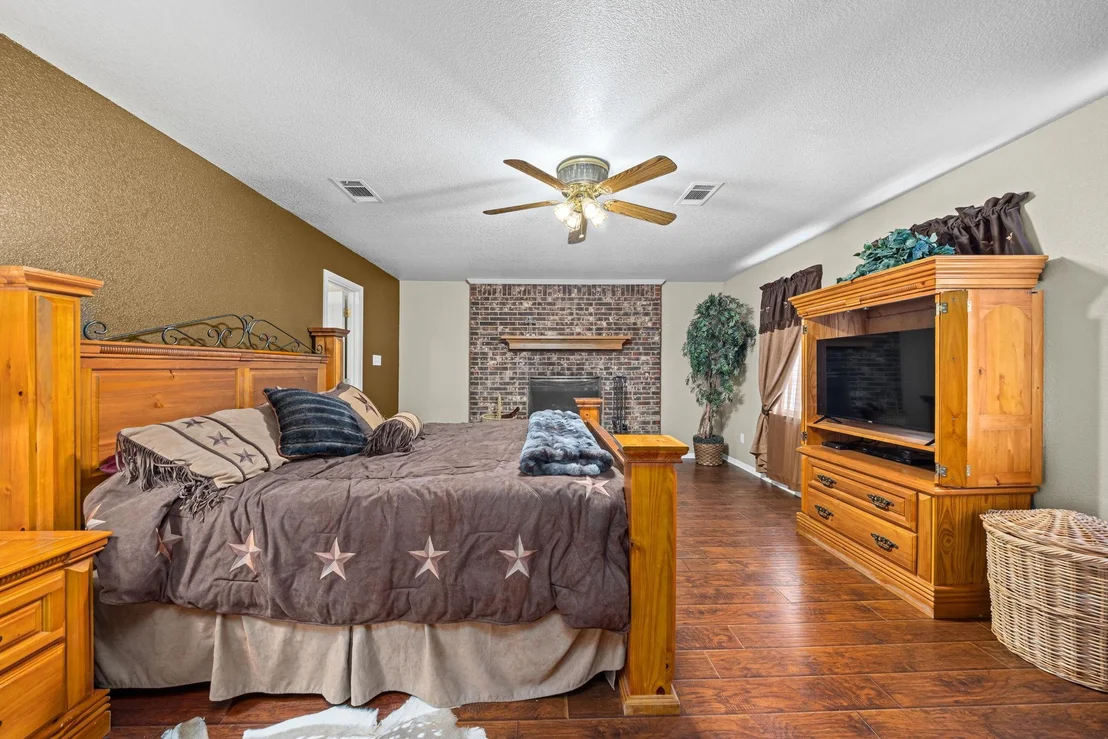 Photo of 207 County Road 4492