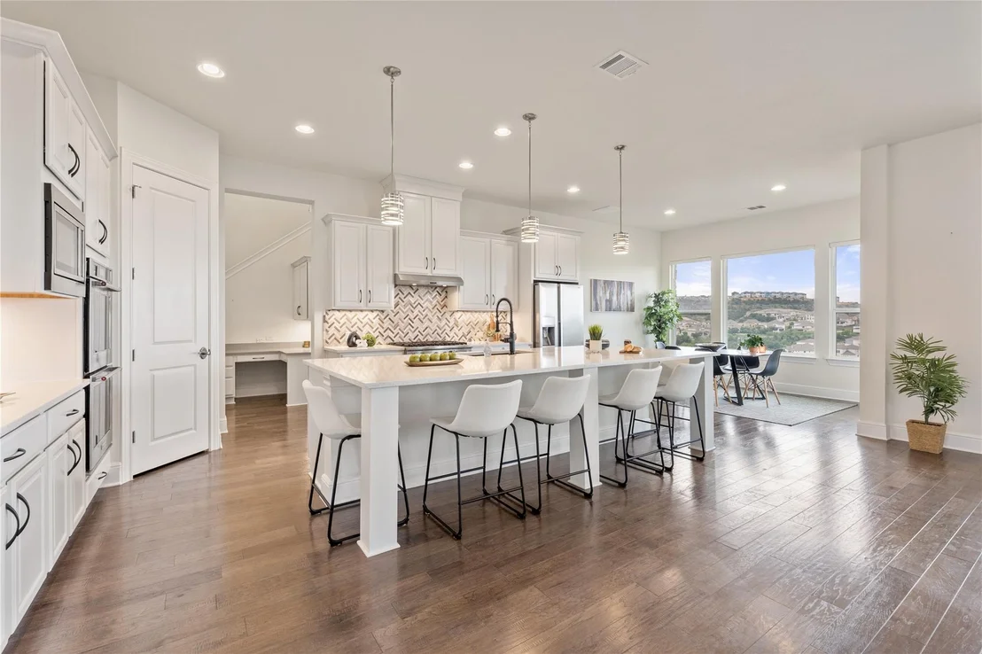 Photo of 412 Lindale CV