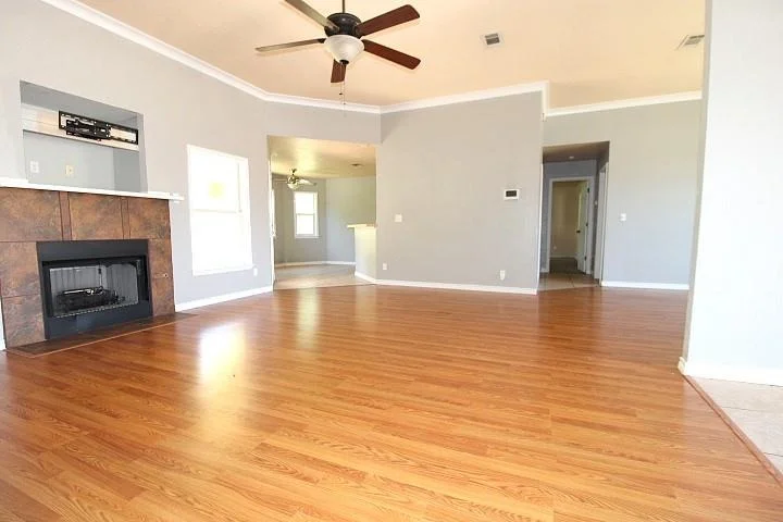Photo of 2003 Walker Place BLVD