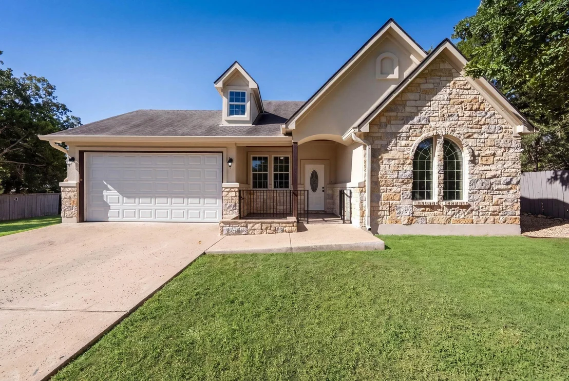 Photo of 263 Indian Oak DR