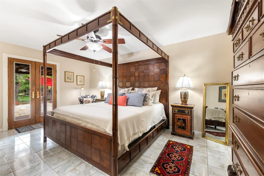 Photo of 5504 Lands End ST