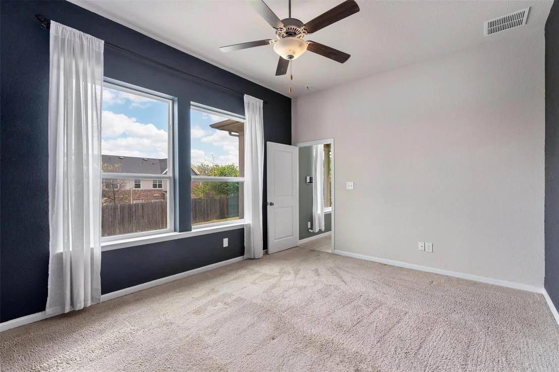 Photo of 463 Bridgestone WAY