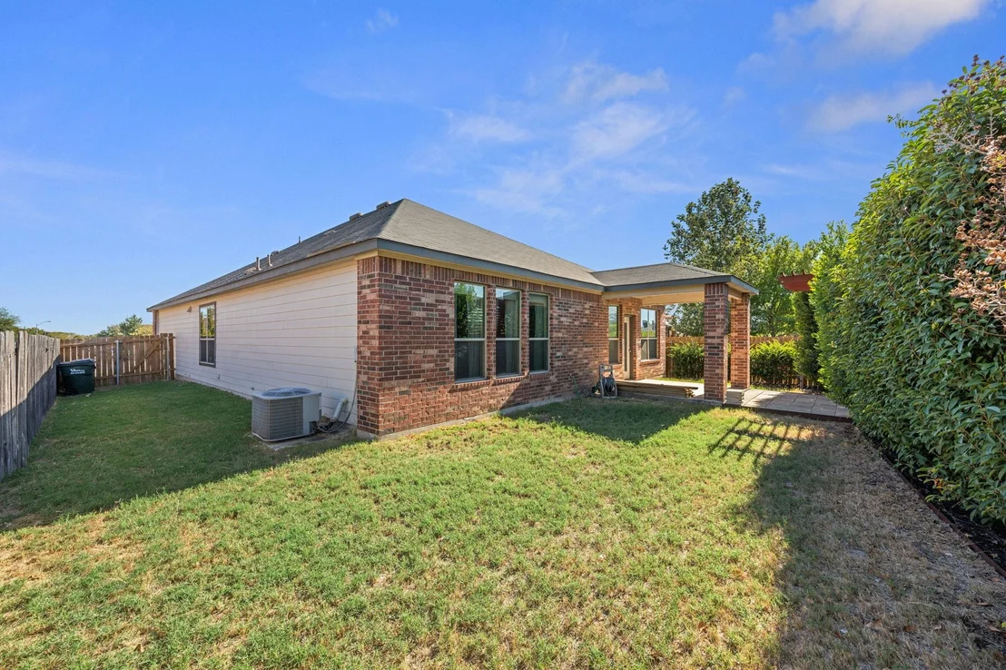 Photo of 14712 Lake Victor DR