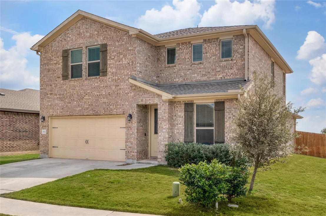 Photo of 1032 Myrna BND