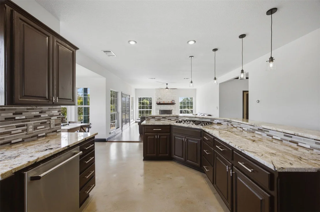 Photo of 720 Spring Creek RD